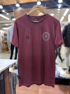 Remera Rusty bordo - comprar online