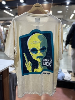 Remera Oversize Fuck en internet