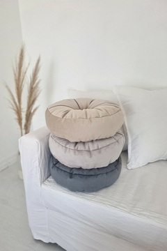ALMOHADÓN ADANA REDONDO - comprar online