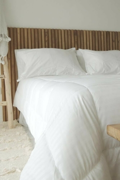 ACOLCHADO EDREDÓN LUXURY HOTEL en internet