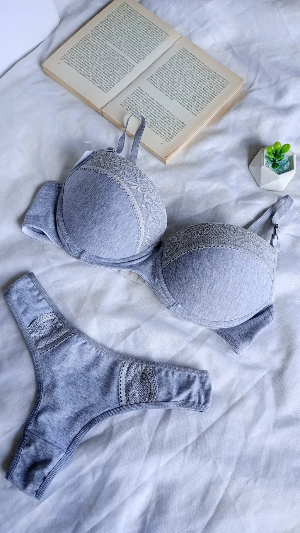 SOFI - SOFT CON ARO ALGODÓN Y PUNTILLA GRIS