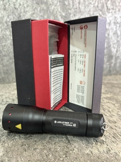 LINTERNA LED LENSER 7P 400 LUMENES