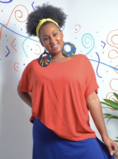 Blusa Morcego Manga Curta - Loja Babado de Chita - Moda simples e inteligente para quem valoriza estilo e autenticidade! Peças versáteis para todos os momentos