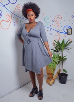 Vestido Transpassado - Loja Babado de Chita - Moda simples e inteligente para quem valoriza estilo e autenticidade! Peças versáteis para todos os momentos