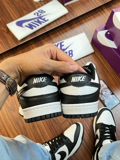 DUNK LOW PANDA - comprar online