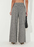 Calça com Aplicação - comprar online