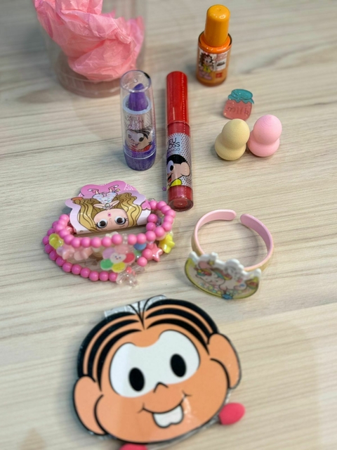 Copo kit maquiagem da Bunita