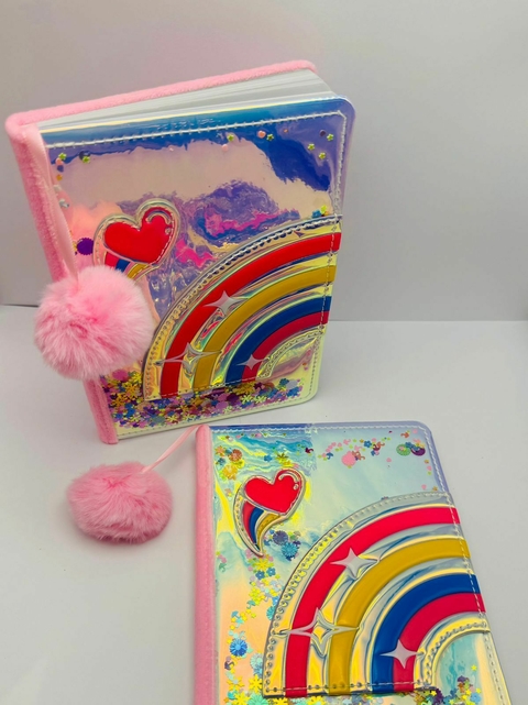 Caderno Agenda Planner Escolar de Pelúcia Arco Iris
