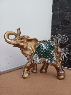 Elefante ouro velho e prata