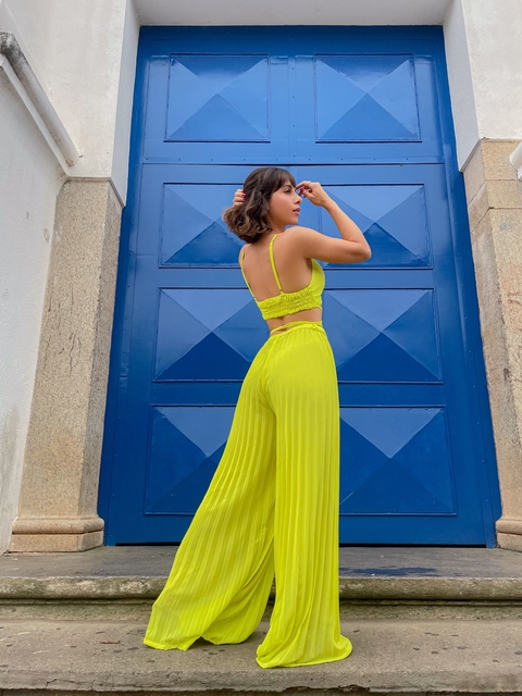 Calça Plissada Eloá