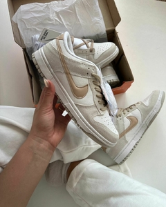 NIKE SB BEIGE BRILLITO en internet