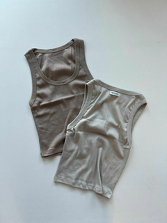 MUSCULOSA ZOE en internet