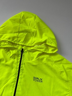 CAMPERA ROMPEVIENTO