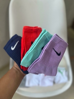 MEDIAS 3/4 NIKE COLORES en internet