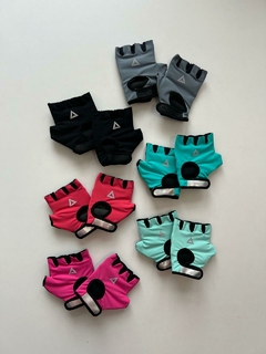 GUANTES GYM LISOS - comprar online