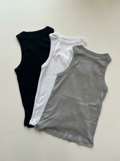 MUSCULOSA ZOE en internet