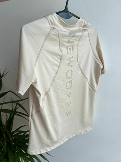 REMERA LYCRA NW