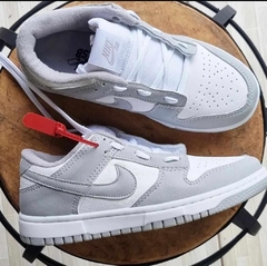 Tênis Nike branco com cinza - comprar online