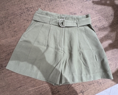 Shorts Viviane na internet