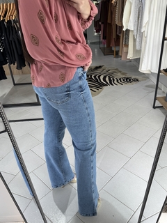 Calça boot cut