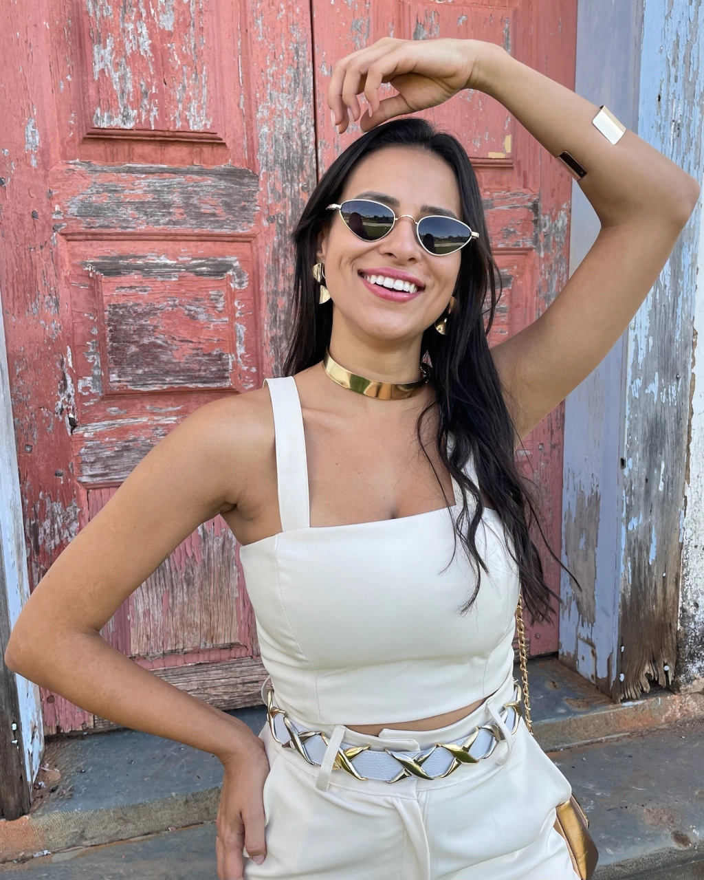 Cropped de alfaiataria com alça larga