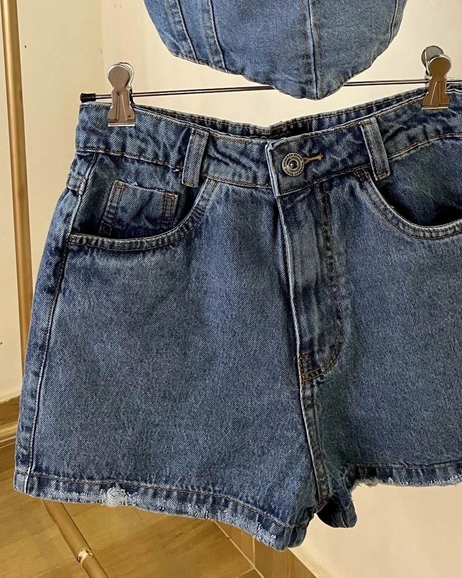 Short jeans básico