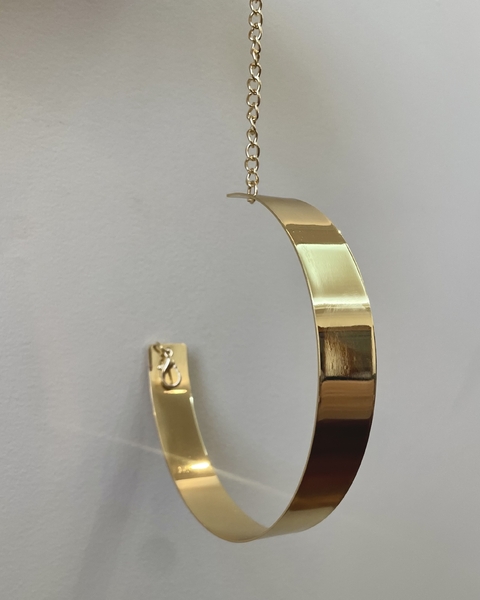 Choker estruturada metalizada