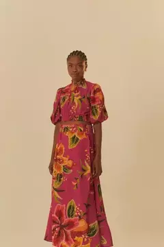 Saia cropped estampada bordando flor
