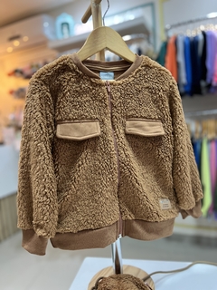 Jaqueta Teddy + Bolsa Marrom - comprar online