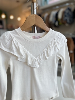 BLUSA CANELADA BABADO OFF na internet