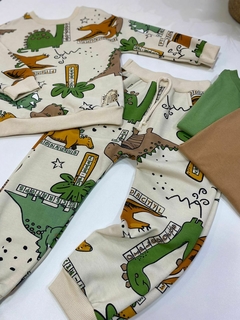 CONJUNTO MOLETOM DINOS BEGE - comprar online