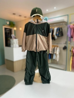 CONJUNTO NYLON AVELÃ/VERDE