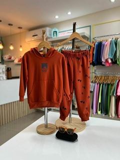CONJUNTO PINHEIROS MARROM CANELA