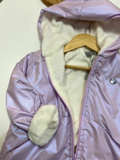 JAQUETA NYLON HOLOGRAFICA FORRADA PELE na internet
