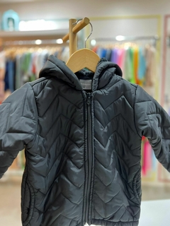 JAQUETA NYLON FORRADA PÊLO PRETA na internet