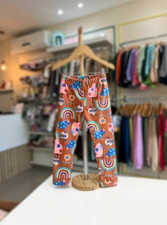 CALÇA SUEDE ESTAMPADA MARROM