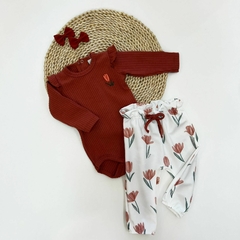 CONJUNTO TULIPA