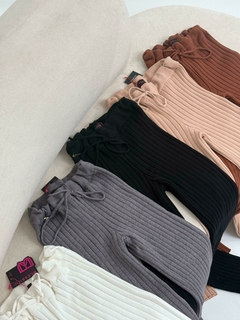 Calça tricô