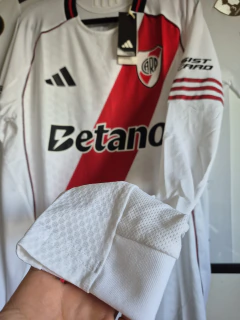 Camiseta Titular 2025 / 26 #35