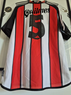 Camiseta alternativa 2001 #5 - tienda online