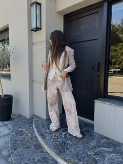 Wide Print Rose - comprar online