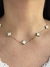 Collar trébol blanco
