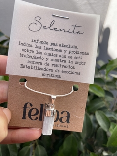 Dije de Selenita en internet