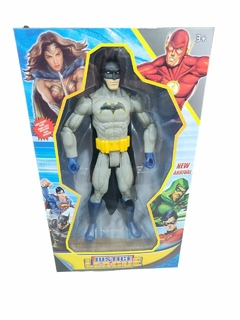 Muñeco Liga De La Justicia Batman 30 cm - comprar online
