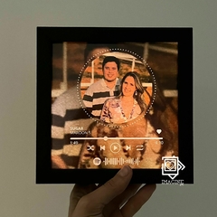 LUMINÁRIA PLAYLIST SPOTIFY