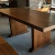 Mesa Wishbone Acacia 2.20m pie central - comprar online