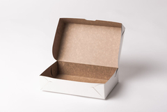 Caja multiuso chica rectangular (24x15x5.5 cm ) puede venir blanca total o Kraft por dentro - comprar online
