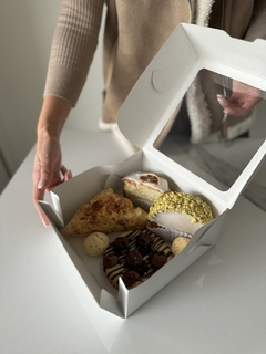 Caja blanca c/visor-25x25x11 - comprar online