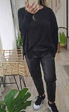 Sweater Felicitas Negro (efectivo/transferencia $49.215)