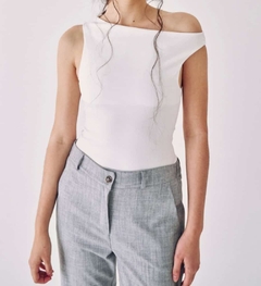 Top Irregular Blanco (efectivo/transferencia $19.120)